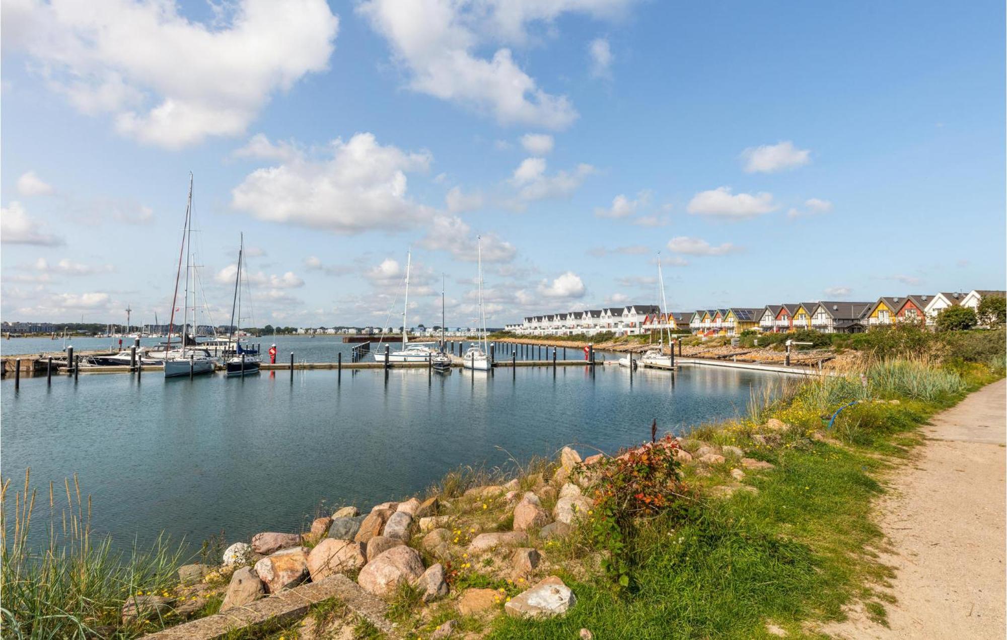 Stunning Home In Ostseeresort Olpenitz With Sauna エクステリア 写真